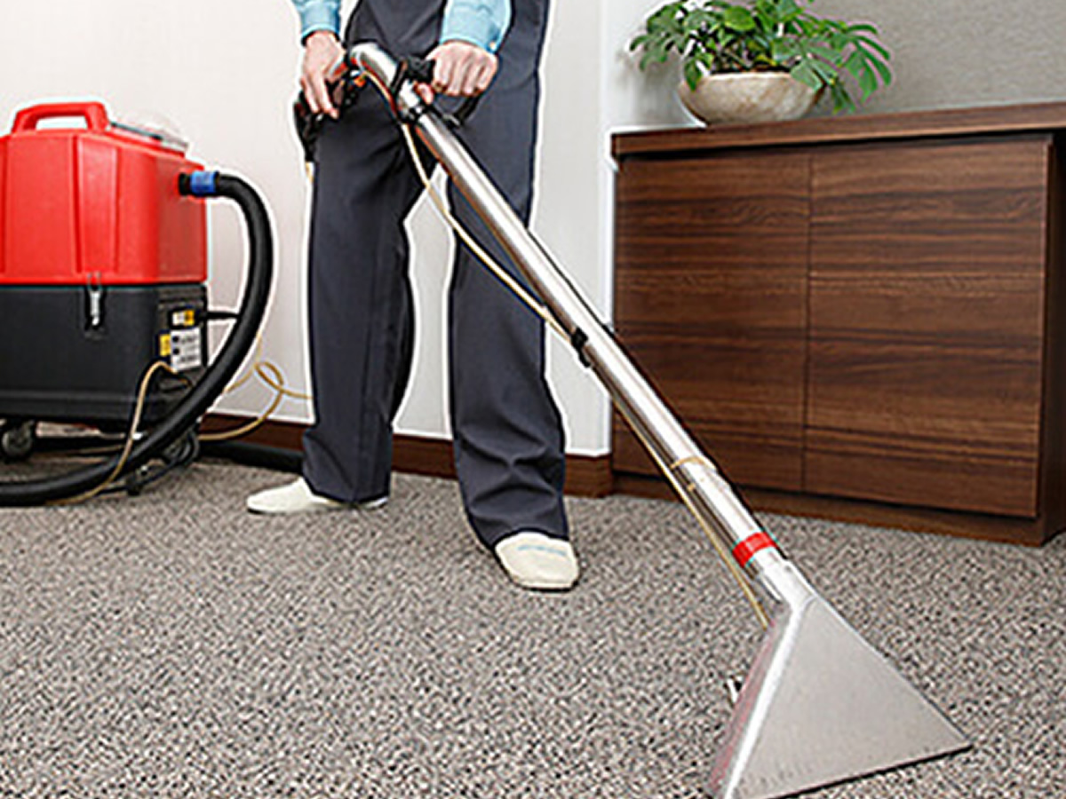 カーペットクリーニング